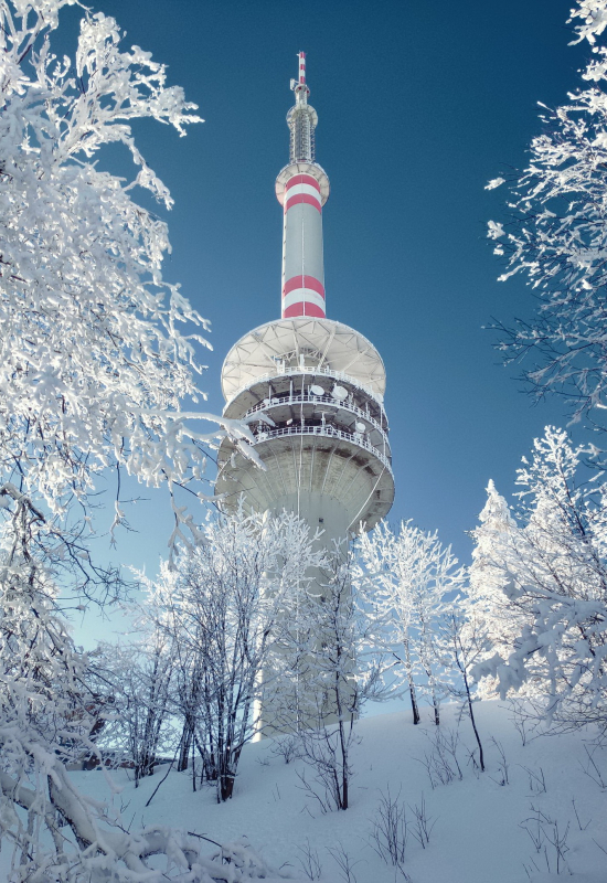 Buková hora: Televizní vysílač v srdci malebné krajiny